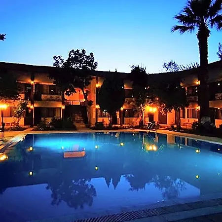 Ξενοδοχείο Artemis Yoeruek Hotel-pamukkale Denizli Kavakbasi